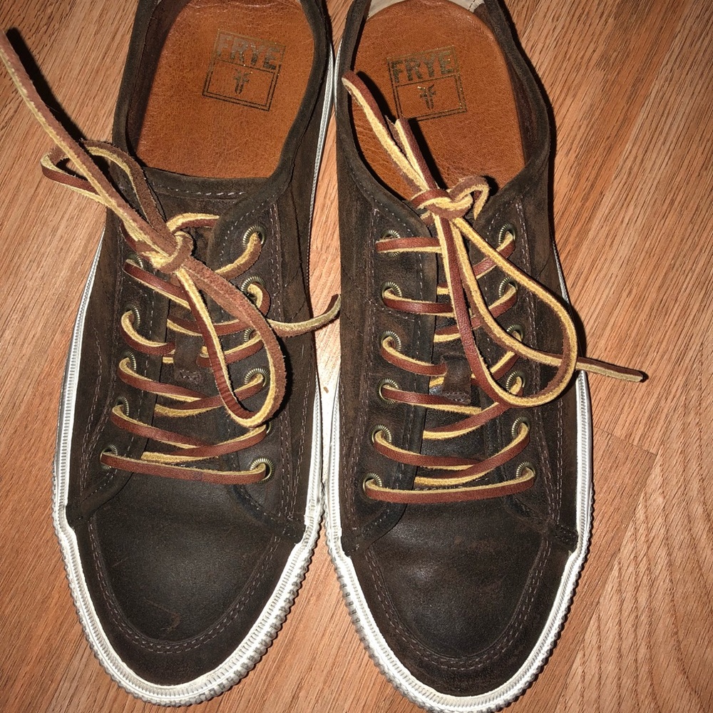Frye low walking shoes